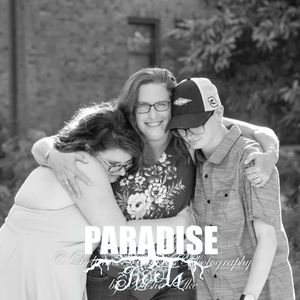 Meet your Posher, Kendra